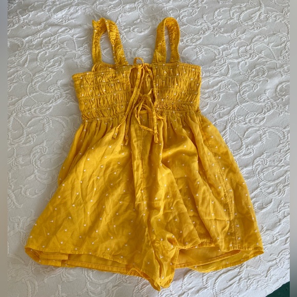 Urban Outfitters Yellow Polka Dot Romper XS nwot - Picture 3 of 5